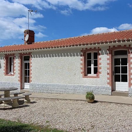 Gite Le Plessis Villa Saint-Urbain  Esterno foto