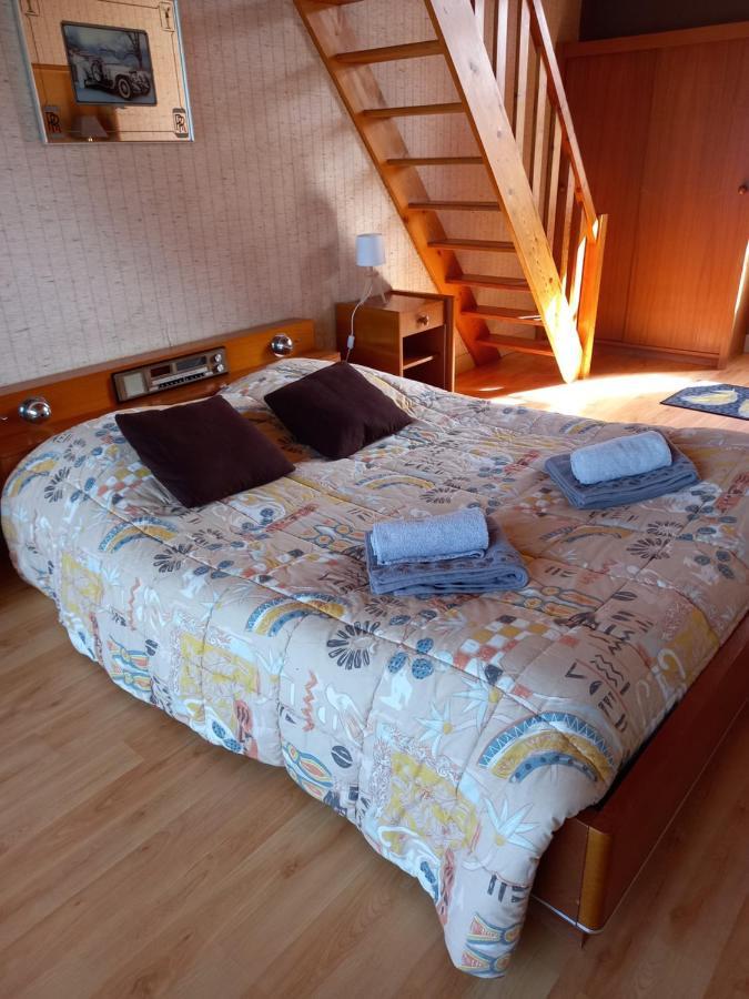 Gite Le Plessis Villa Saint-Urbain  Esterno foto